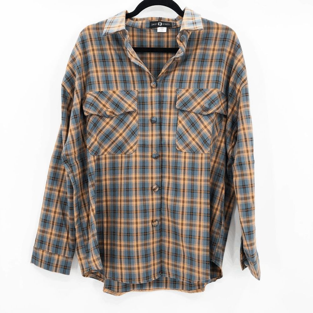 NWT Urban Outfitters Daisy Street Tan Blue Relaxed Plaid Button Down Shirt Size - Picture 2 of 5